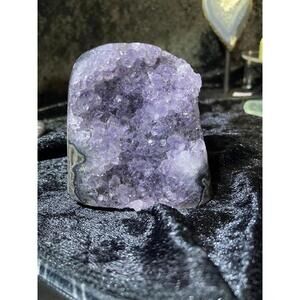 Sugary Amethyst Dendritic Cutbase